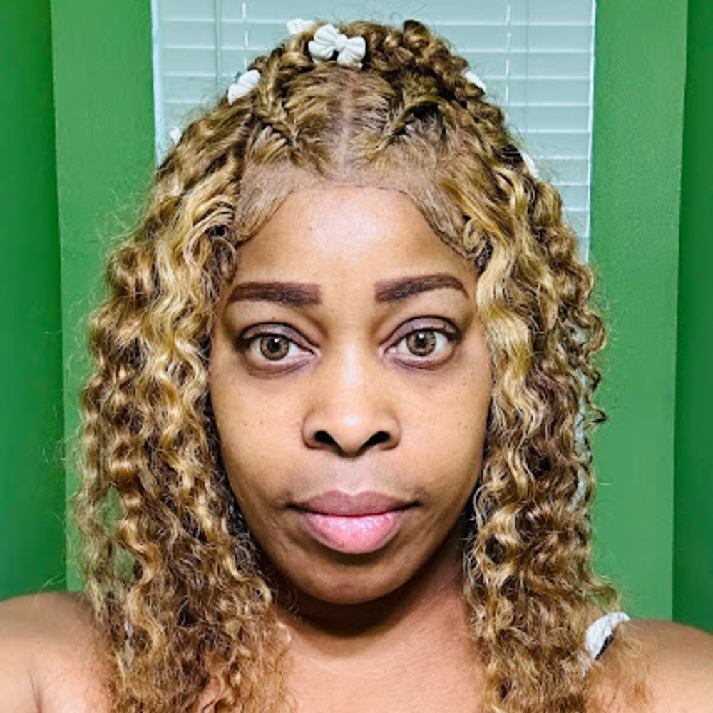 Meet your Posher, Krystal